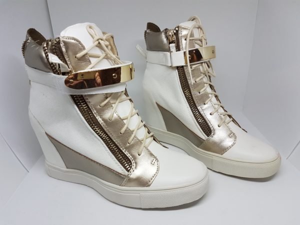 Снікерси Vanessa SN483